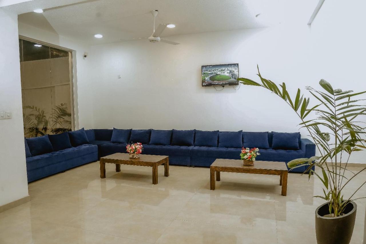 Lucky Transit Hotel - Katunayake Airport Экстерьер фото