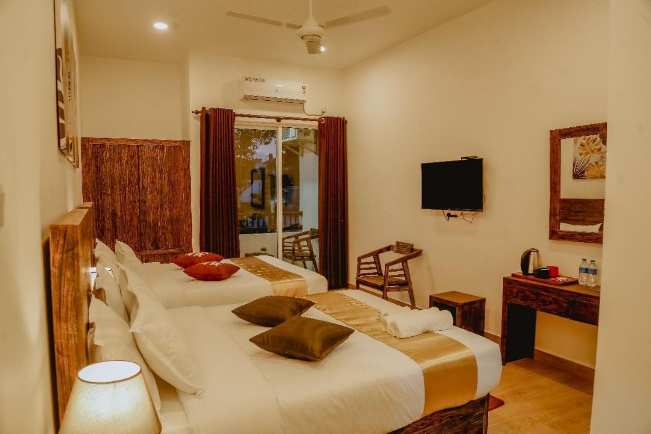 Lucky Transit Hotel - Katunayake Airport Экстерьер фото