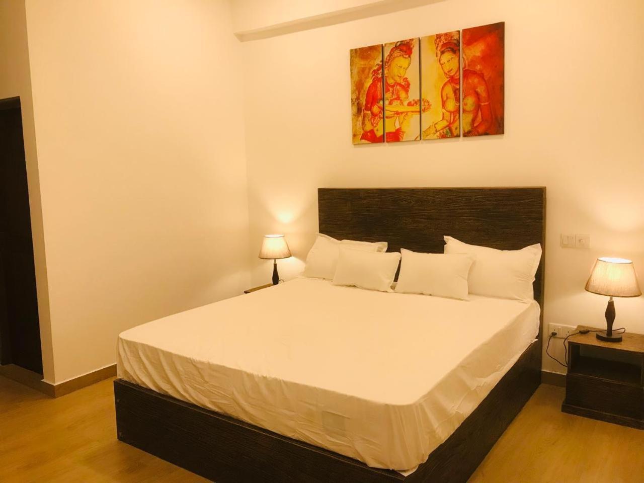 Lucky Transit Hotel - Katunayake Airport Экстерьер фото